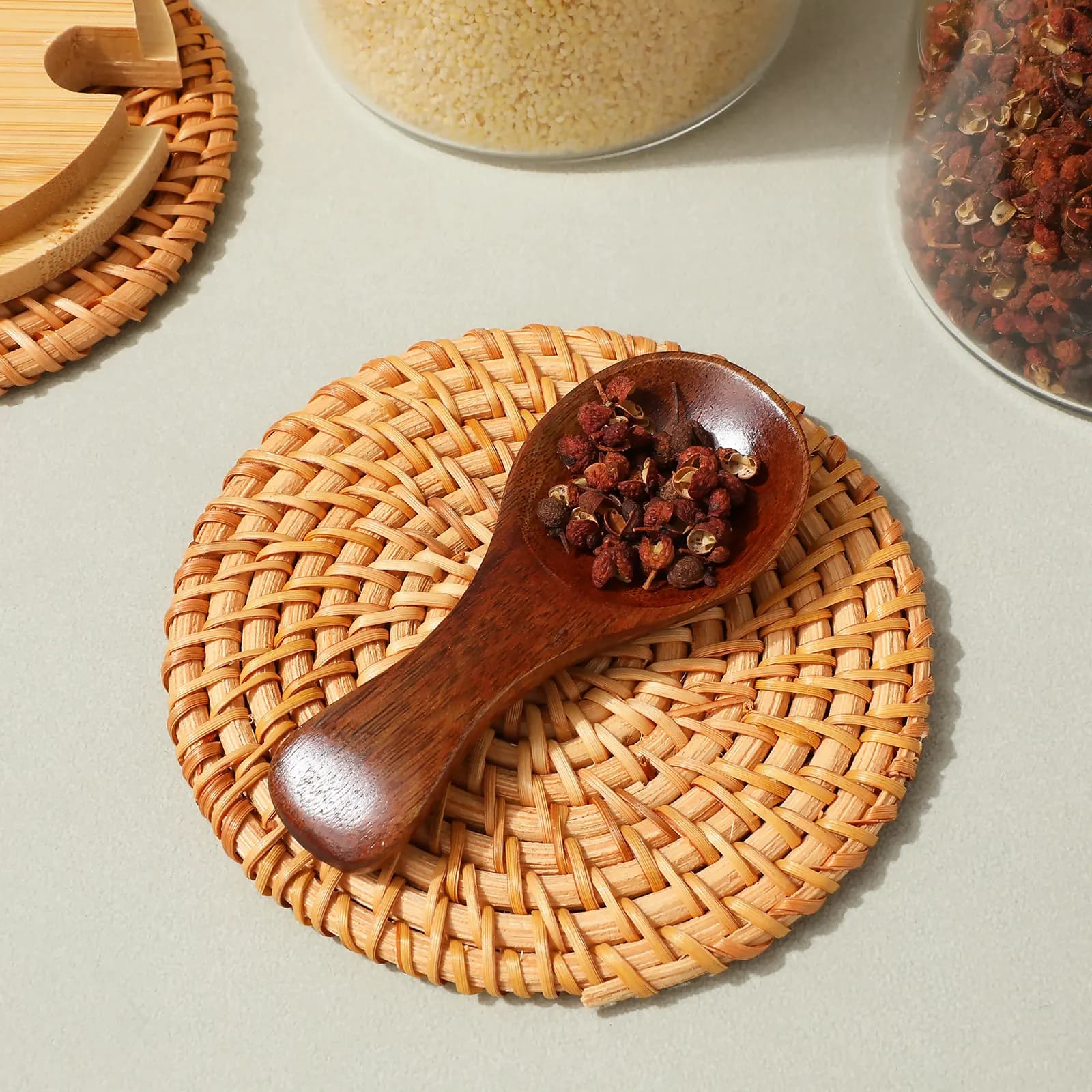 Set di 6 piccoli cucchiai in legno per spezie, mini mestoli naturali per condimenti, utensili da cucina in legno con impugnatura facile per condimenti