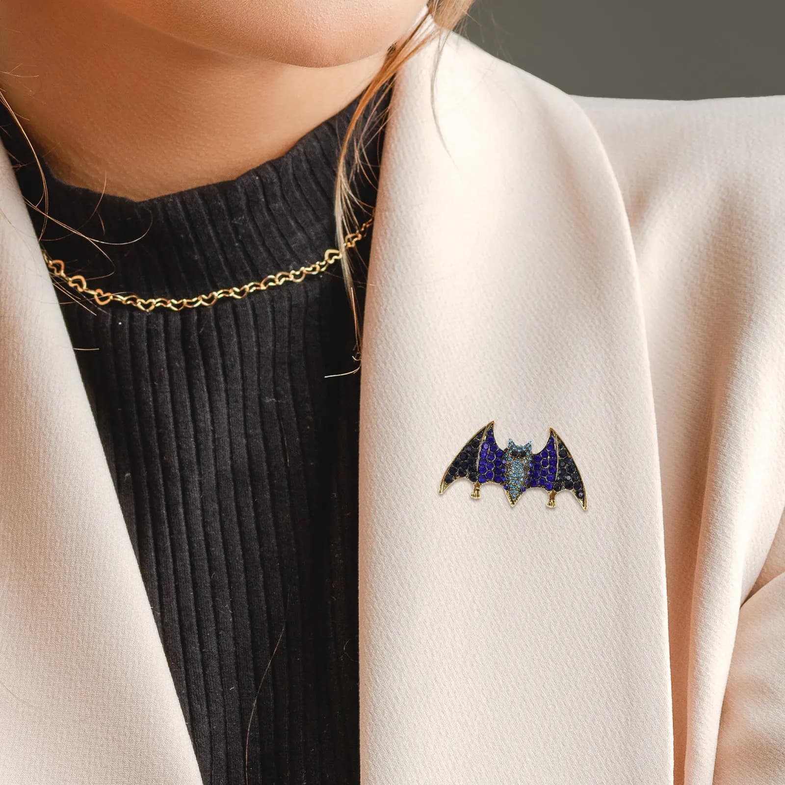 1 Piece Pine Shape Spill With Rhinestones for Women and Girls, Halloween Costume Accessories, Animal Shape Polished Spill for Dress, Bag, Scarf, Hat