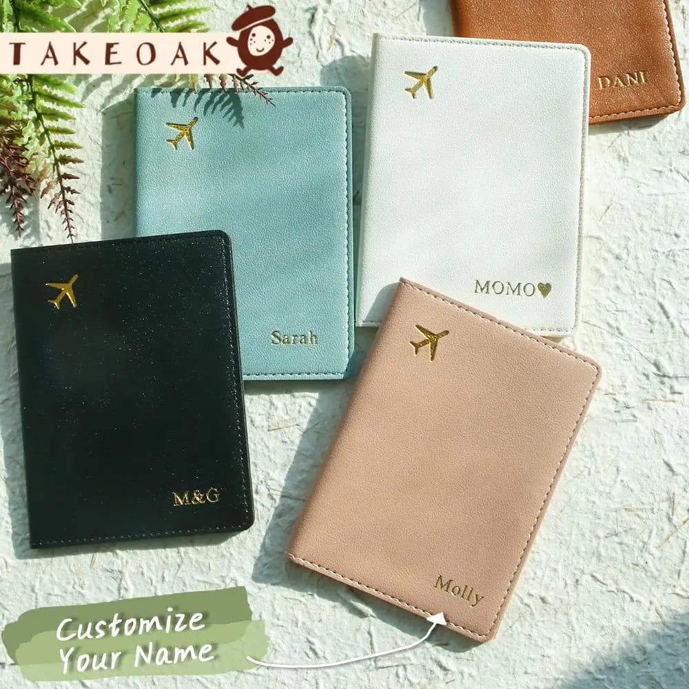 Porta Passaporto Personalizzato con Incisione, Copertina per Passaporto con Nome Personalizzato, Accessorio da Viaggio Elegante e Regalo Perfetto per gli Amanti dei Viaggi
