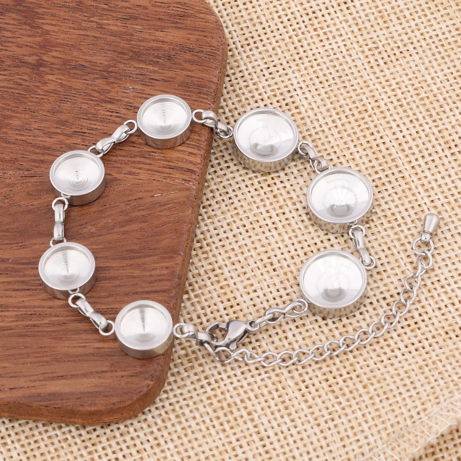 2 Pezzi Base per Braccialetti Fai da Te in Acciaio Inossidabile con Incastonatura a Ghiera per Cristalli a Punta da 8mm e 10mm