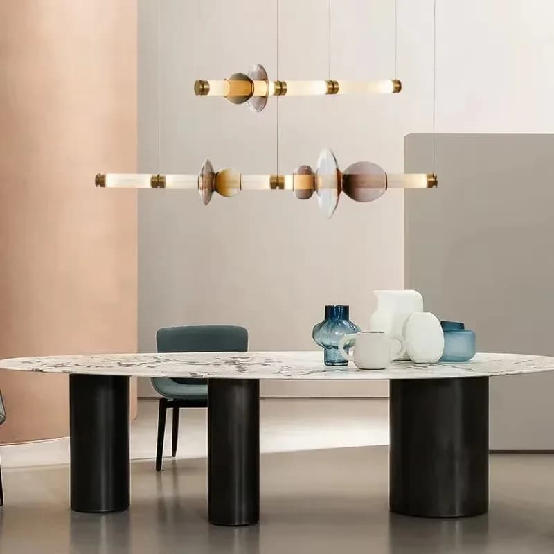 【Alla Moda】Lampadario Nordico Lungo per Cucina e Sala da Pranzo, Lampada a Sospensione LED con Strisce in Vetro Colorato per Arredamento Interno