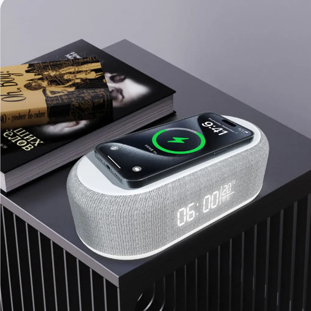 Orologio con ricarica wireless, altoparlante Bluetooth multifunzione e luce notturna con display LED dell'ora