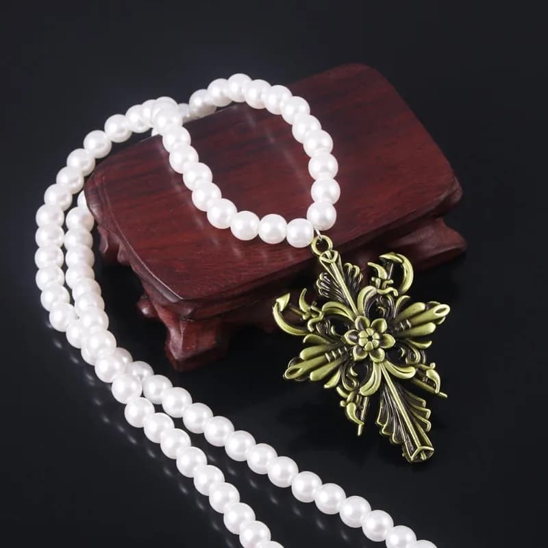 Resident Evil Village Game Peripheral Necklace Daniela Dimitrescu Cosplay Pendant Cos Prop Collect Gifts