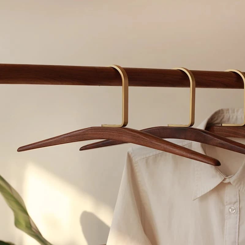 Stendino Organizzatore in legno Appendiabiti Camera da letto Camicie portaoggetti Appendiabiti Scaffali salvaspazio Elementi essenziali per la camera del dormitorio