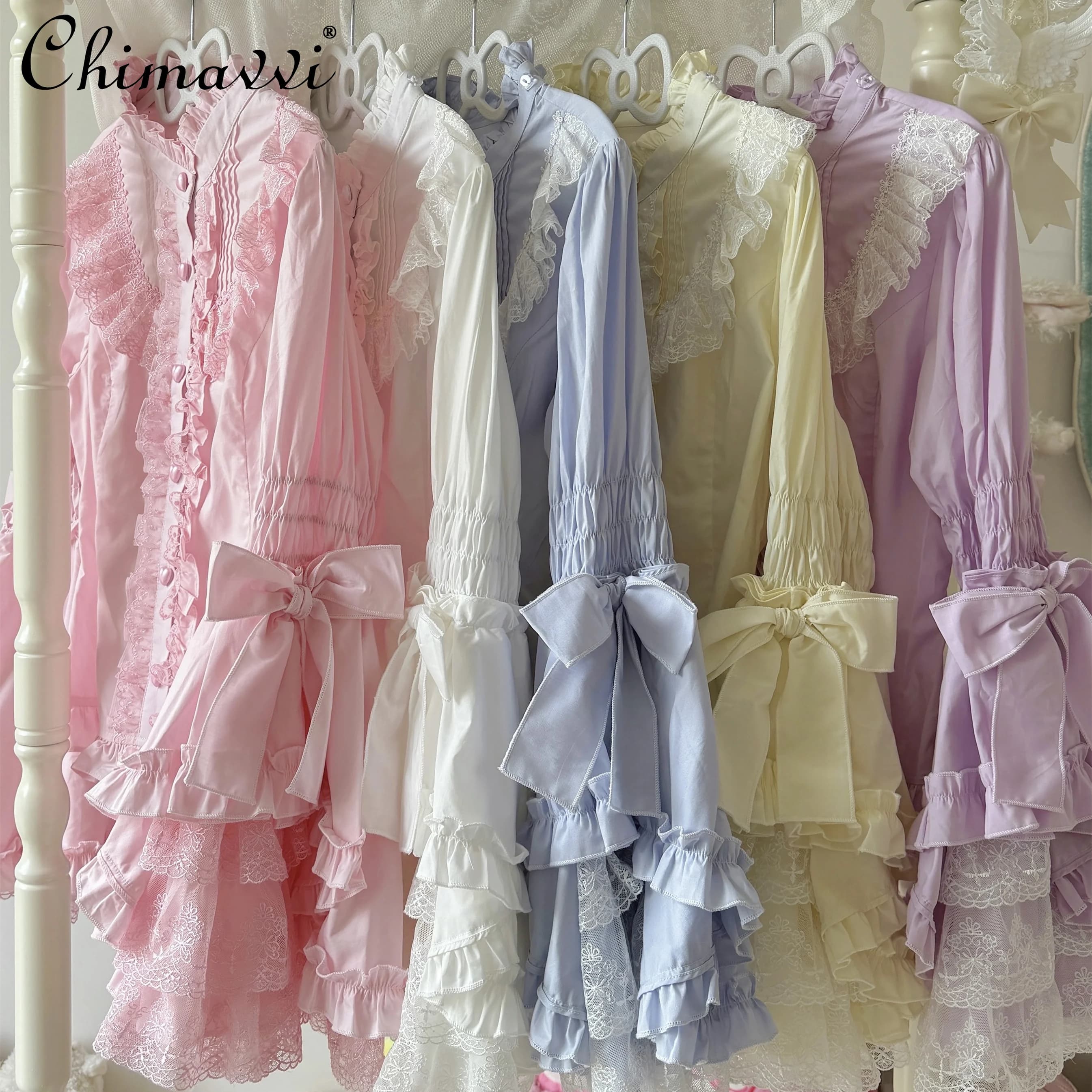 Originale Lolita a maniche lunghe colletto alla coreana camicia a maniche Ji camicia di supporto autunno nuova dolce ragazza allentata pizzo splicing camicetta Top
