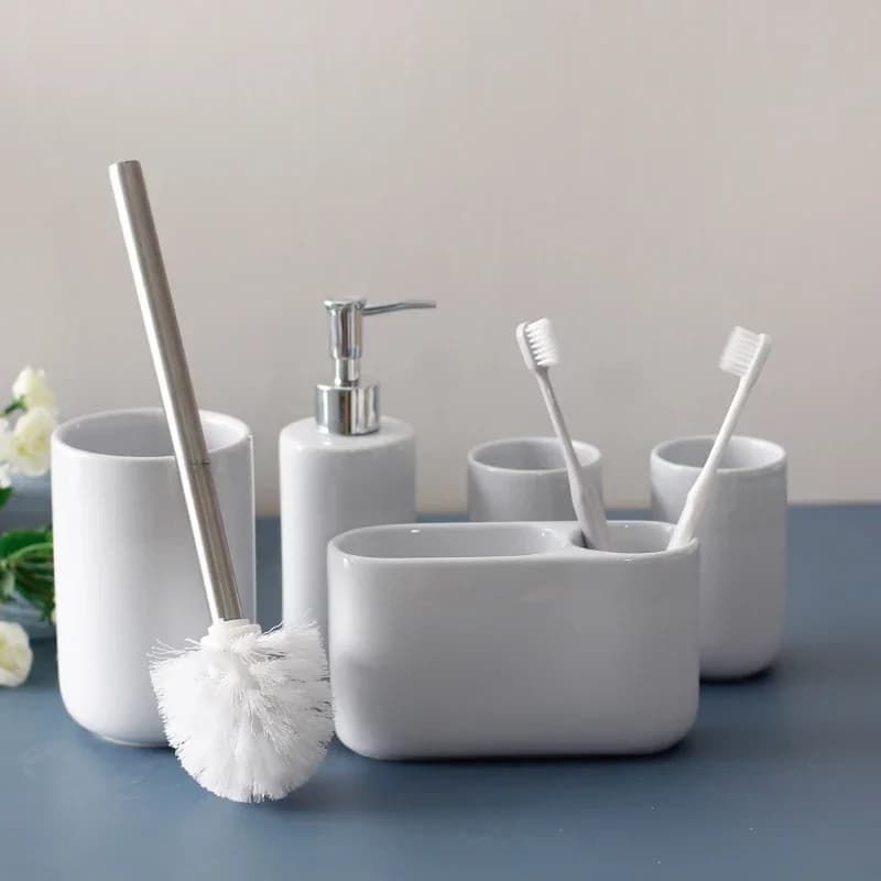 Set da Bagno in Ceramica: Dispenser per Lozione, Bicchiere per Collutorio, Scopino WC, Portaspazzolino, Dispenser per Gel Doccia