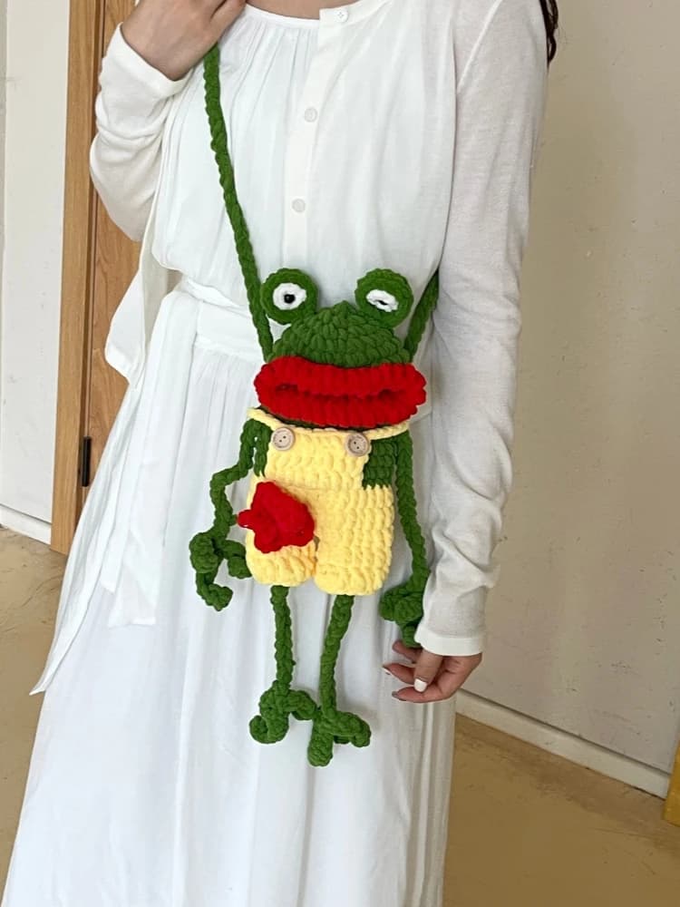 Hand Knitted Large Mouth Frog Phone Bag Women's Crossbody Shoulder Bag Hook Needle Sausage Bag Friend Single Shoulder Bag