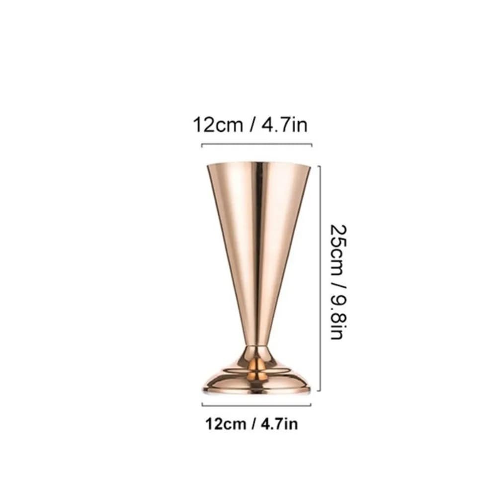 Nuovo vaso da fiori in ferro europeo squisito supporto per fiori portacandele dorato da tavolo