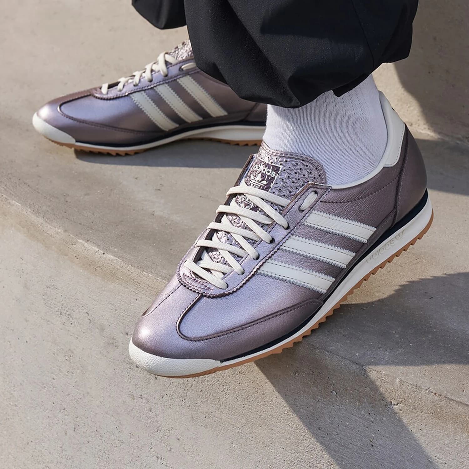 Adidas Originals Unisex Retro Low-Top Casual Sneakers JH6364