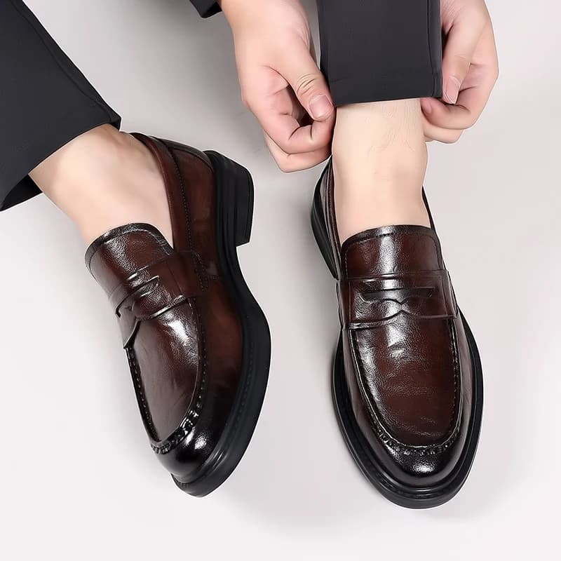 Scarpe slip-on in pelle italiana di fascia alta Abito da lavoro da uomo Punta quadrata Mocassino casual formale slip-on britannico Scarpe oxford da sposa