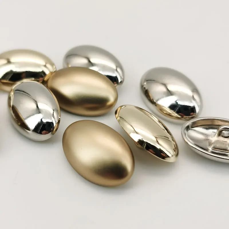 Bottoni metallici ovali lisci di lusso Designer Accessori per cucire fai da te Cappotto Giacca Bottoni per cucire indumenti Nuovo 6 pezzi
