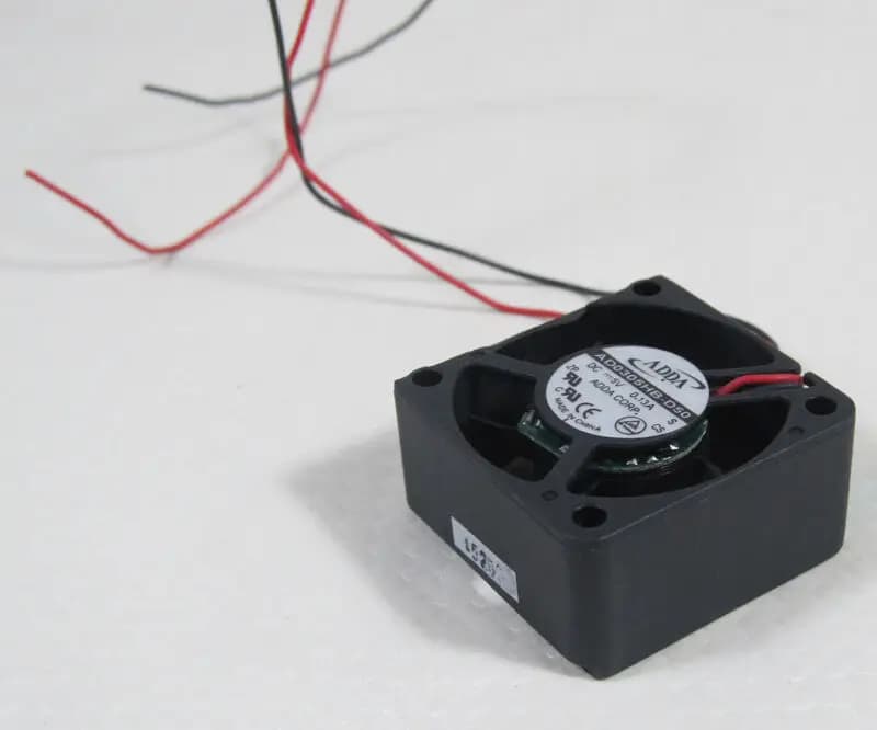 Per 1 ventola di raffreddamento ADDA AD0305HB-D50 30x30x15mm 3015 DC 5V 0,13A -