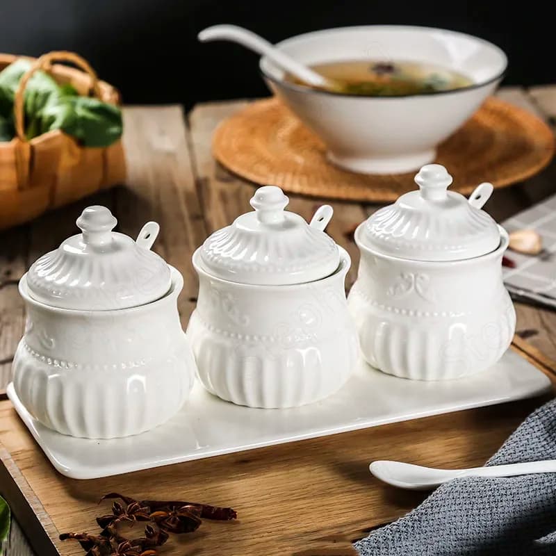 Baroque Relief Seasoning Jar with Lid European Classical Craft Salt and Pepper Spice Jars Set Kitchen Storage Container