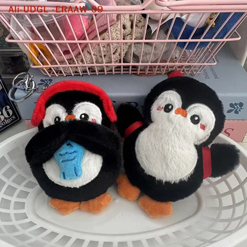 Affascinante Portachiavi a Forma di Pinguino in Morbido Peluche; Decorazione Cartoon per Zaino; Ciondolo Bambola Imbottita; Portachiavi per Auto; Delizioso Regalo per Borse dei Bambini.