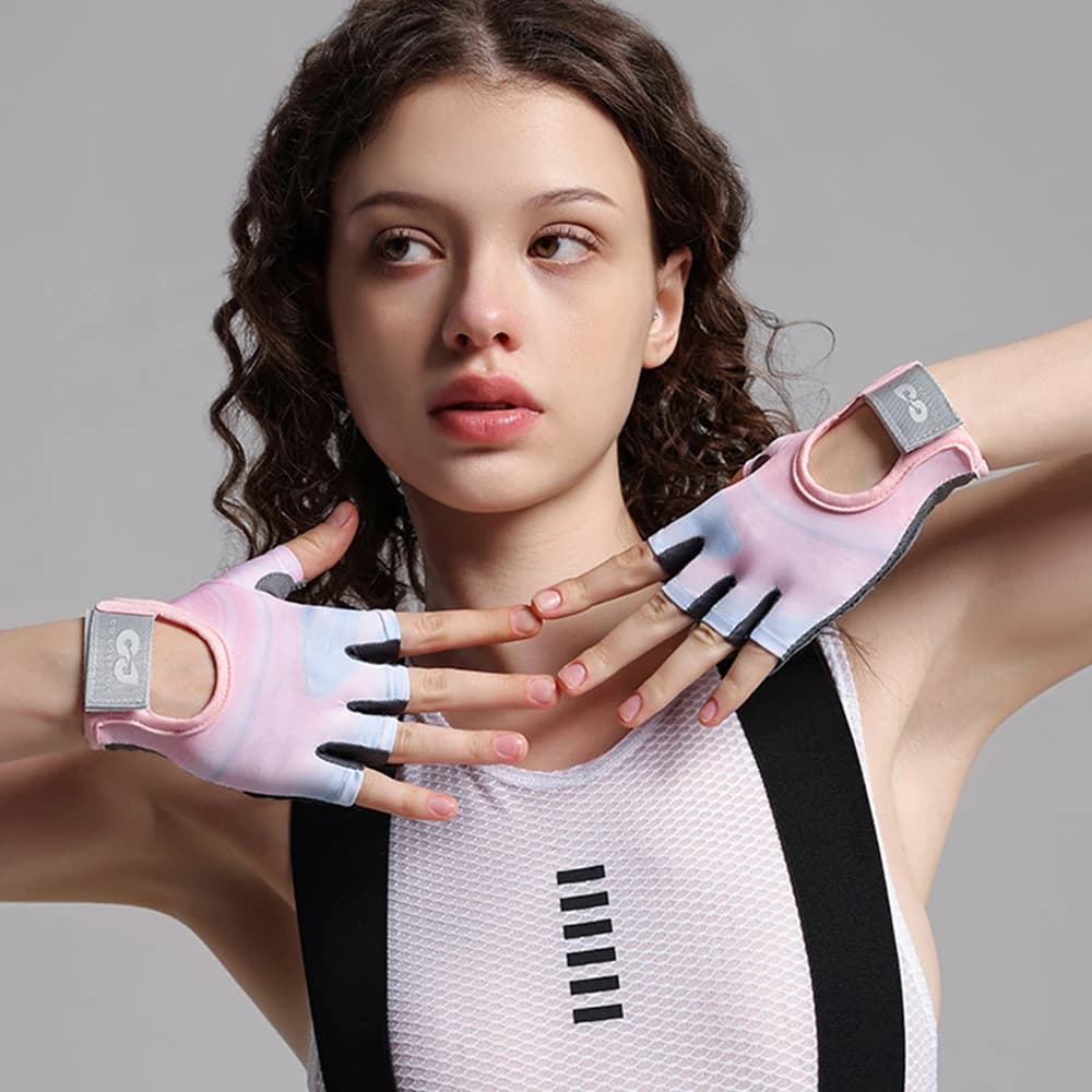 Breathable half fingers fitness gloves for men and women, performance with our durable half fingers gloves, hand washable gloves