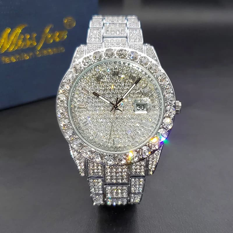 Gli uomini di lusso guardano gli orologi al quarzo del grande diamante di Bling Bling orologi da polso impermeabili alla moda del calendario della roccia Hip-Hop maschio dropshipping