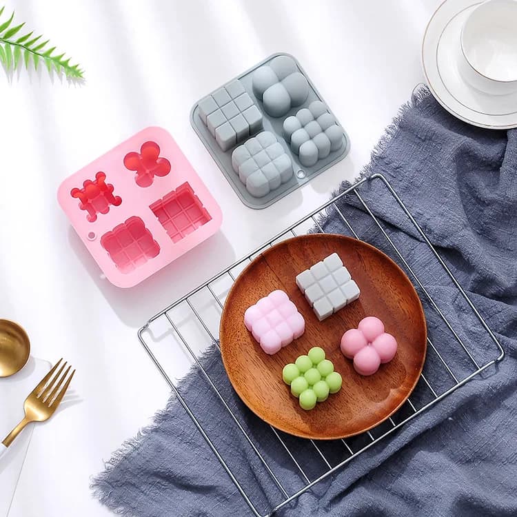 4 stampi in silicone a forma di cubo di Rubik 3D diversi, stampo per candele a sfera magica, stampo per colla, stampo per dolci
