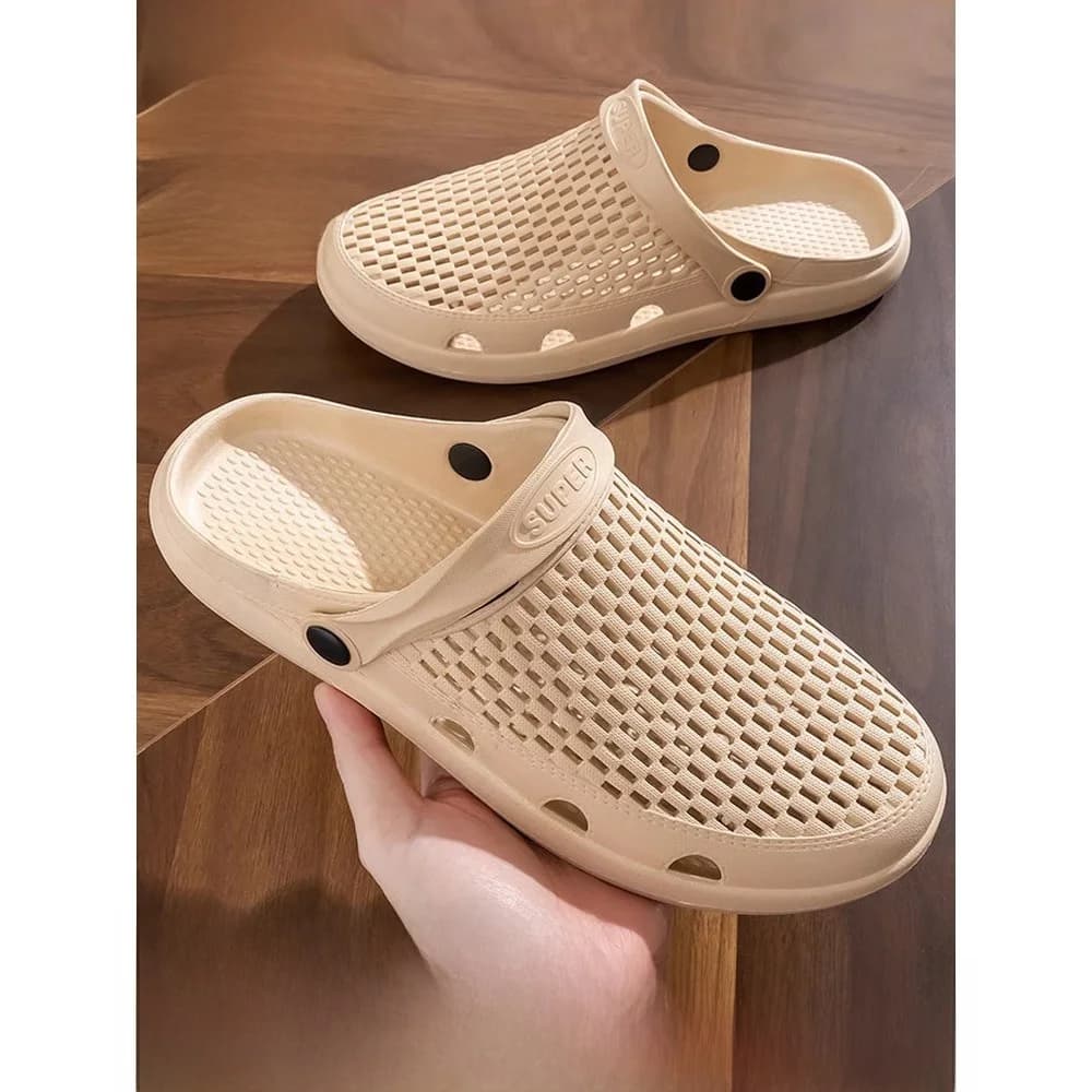 Men's Large Size Sandals Outdoor Slip-On Beach Shoes Anti-Slip Wear-Resistant Soft Bottom Head Cover Thick Bottom Clog Shoes