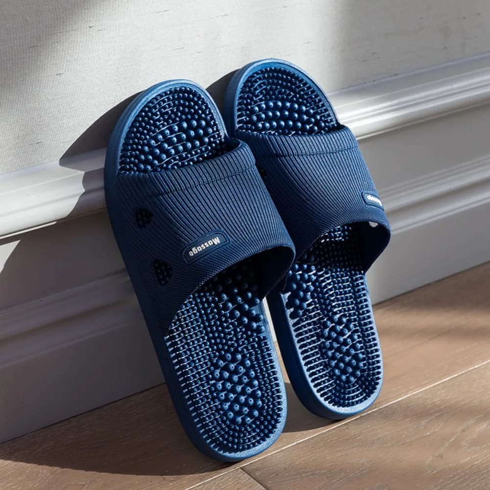 Casual Thick and Solid Massage Slippers Swimsuit with non-slip plateau and open tip Beachwear Beachwear Beach light outdoor shoes
