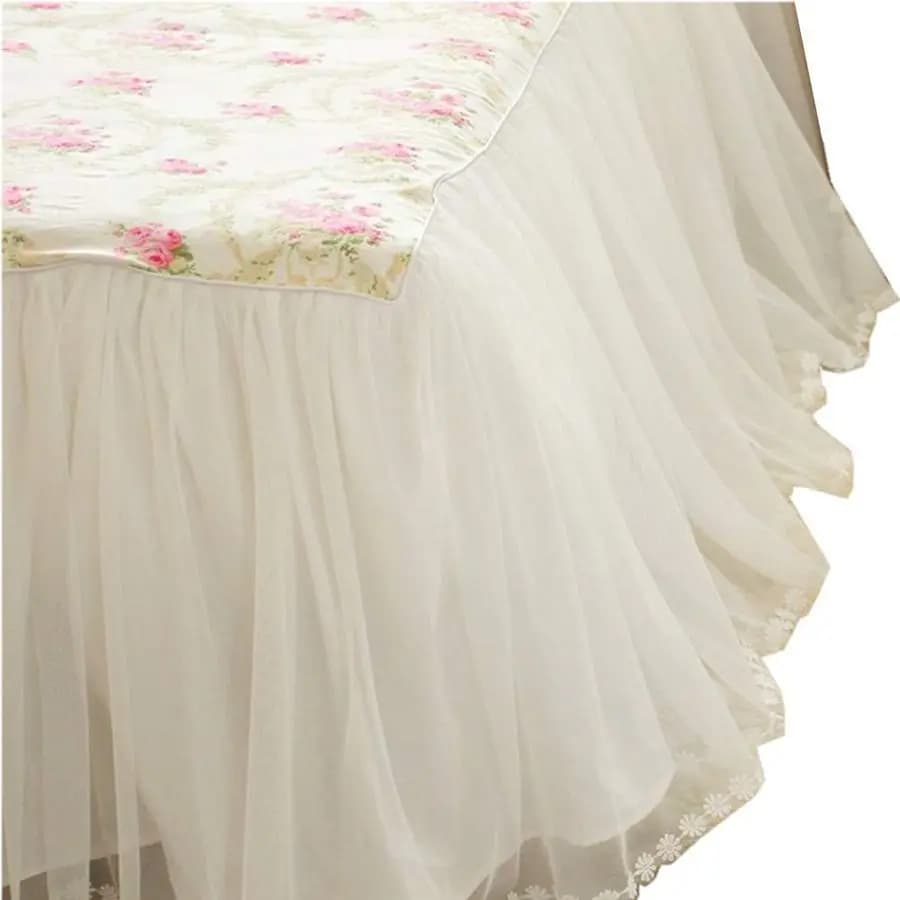 Anti-dust curler with lace balze, for double bed, with 18 inch deep platform, in floral cotton, white