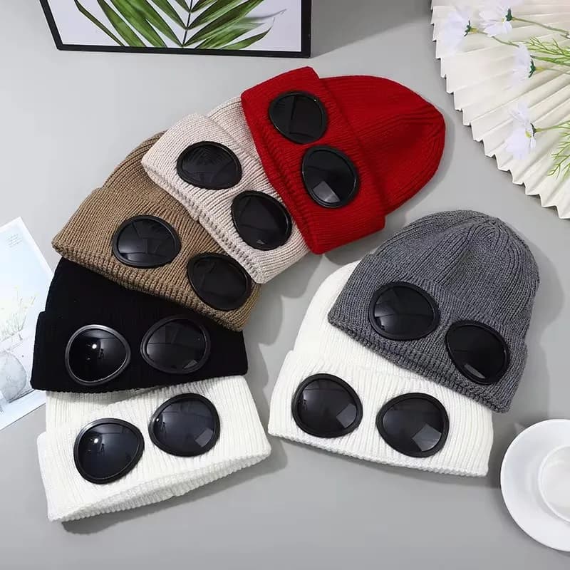 HOT Men Women Knitted Hat with Goggles Windproof Winter Warmer Ski Beanies Unisex Soft Warm Anti-slip Ear Protection Garros
