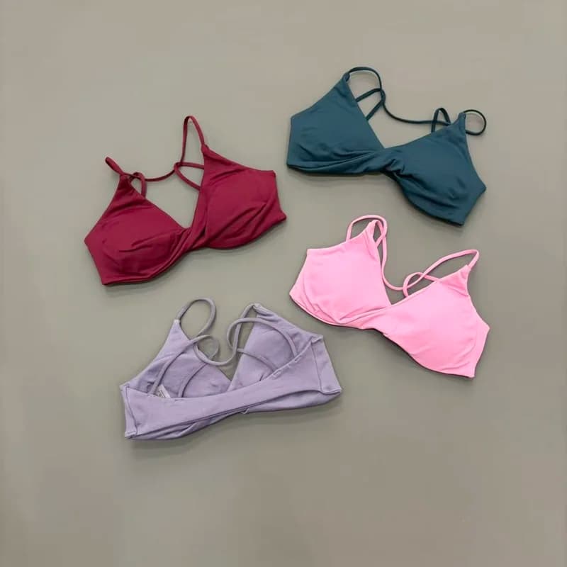 Reggiseno Sportivo Vision Twist Frontale Senza Schienale da Donna, ad Alto Supporto, Traspirante e Morbido per Yoga, Pilates, Palestra, Allenamento, Corsa e Fitness