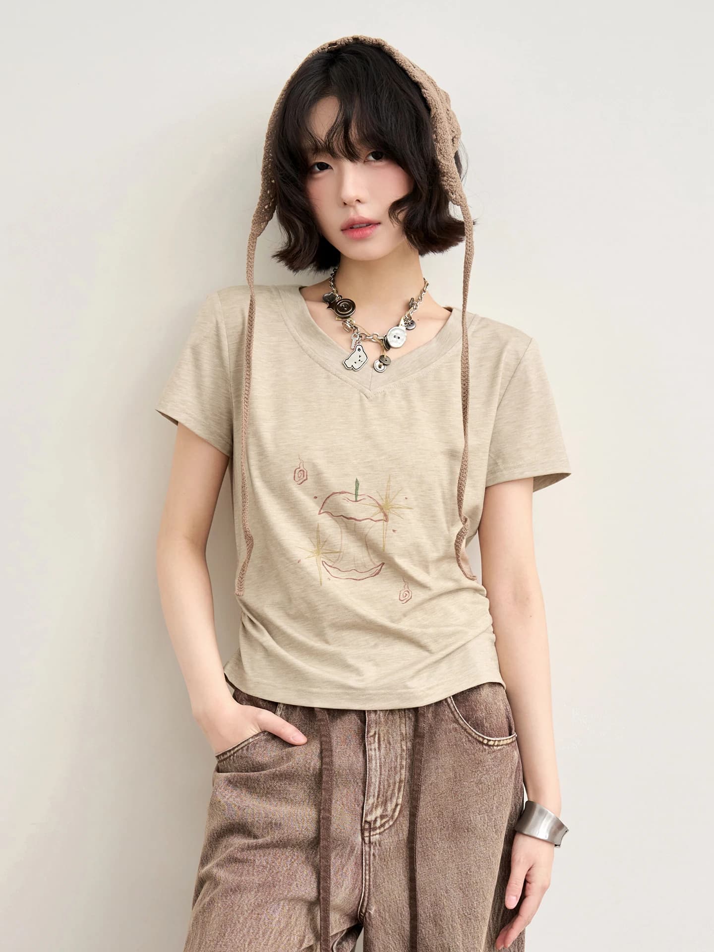 Gravity Museum Half Sugar Short Sleeve V-Neck T-Shirt Women's Summer Slim Fit Shoulder Top Comfortable Breathable Moist...