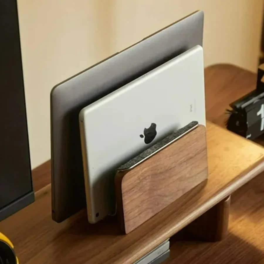 Supporto verticale per laptop in legno Noce antiscivolo Tablet Espositore per computer Staffa per telefono per rack di archiviazione desktop per ufficio pigro
