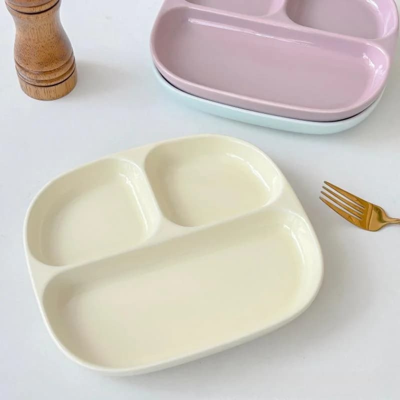 Ceramic Plate for Individual Use, Weight Control and Diet, Divided Plate for Fruit, High Exterior Value, Square Plate with Rounded Corners