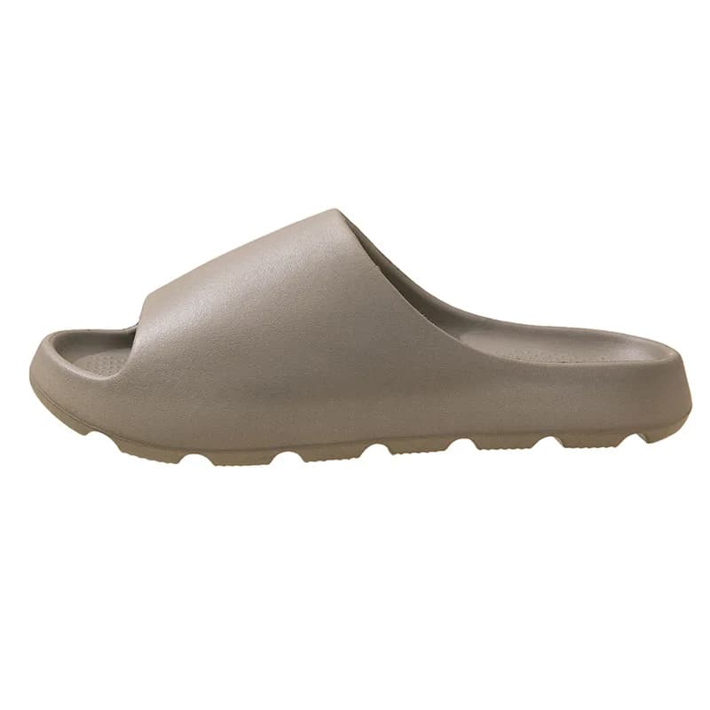 Fashionable Men's Outdoor Slippers New Arrival 2025 With EVA tread feeling Non-slip and wear-resistant Slippers for domestic interior