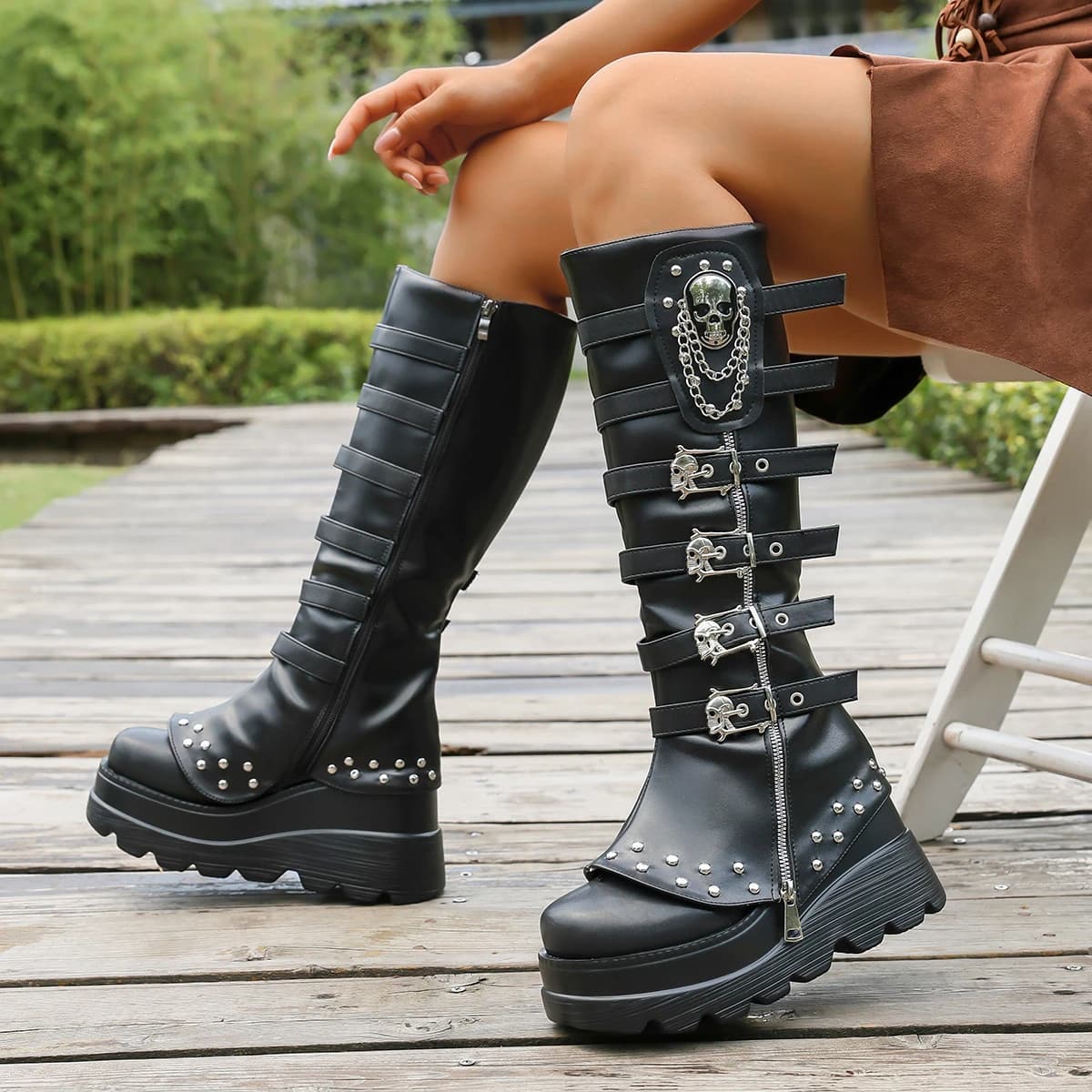 Women's High Knee Boots Gothic Style punk Design With Belt Buckle Boots with Platform for Women's Height Increase Botas Largas Mujer