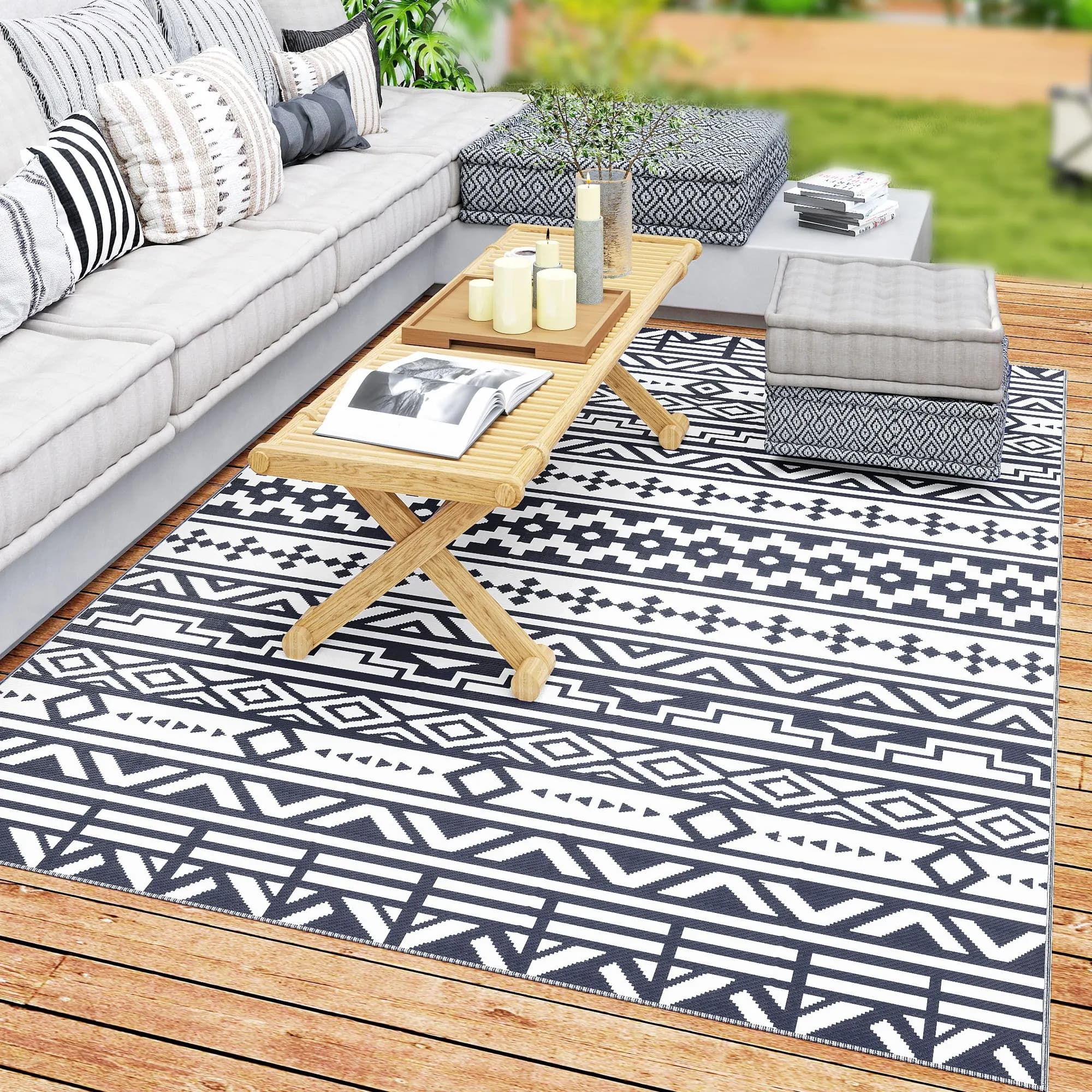 Outdoor Rug, 6' x 9' Plastic Straw, Blue & White Geometric Wall