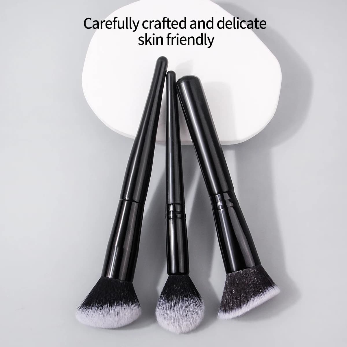 Set di pennelli per trucco da 3 pezzi, pennello sciolto, pennello per contattore, pennello angolato, pennello per trucco viso multifunzionale, strumento per il trucco per principianti