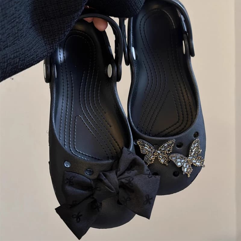Set di decorazioni per scarpe da donna con fiocco grande nero alla moda, farfalla di cristallo e charm per scarpe da balletto fai da te, confezione di charm per scarpe.