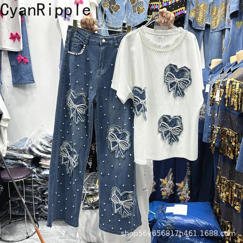 Nuova primavera estate donna set a due pezzi t-shirt bianca a maniche corte con ricamo fiocco con perline + jeans dritti a gamba larga a vita alta