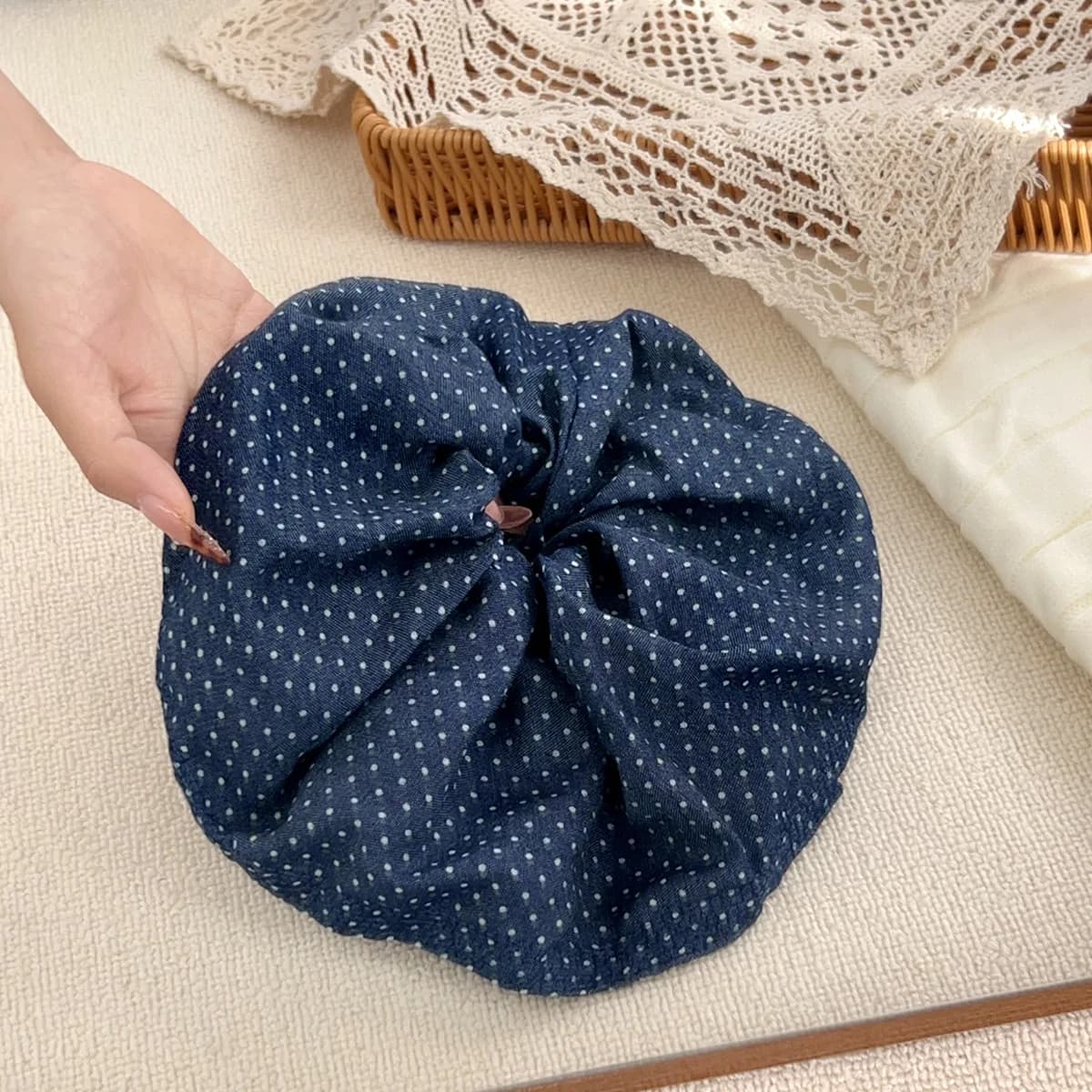 Korean hair accessories retro simple mesh polka dot large intestine hair band Eugen yarn fabric head flower temperament hair rope head ring women