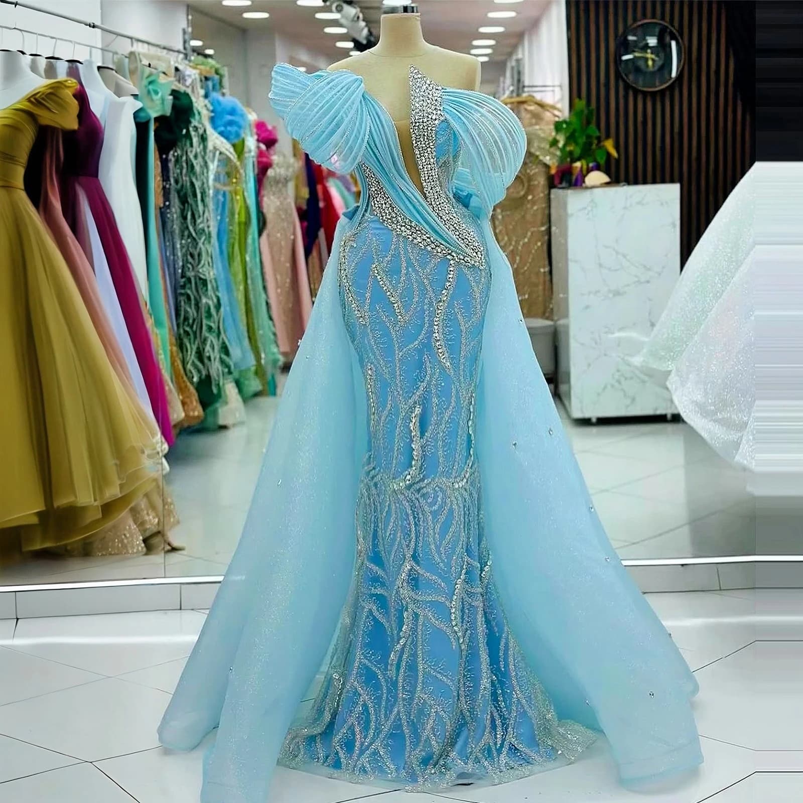 Nuovo Abito da Sera Plissettato con Cristalli, Vestito a Sirena Blu con Strascico, Abito da Ballo Lungo, Abito Formale, Abito da Cerimonia Personalizzabile