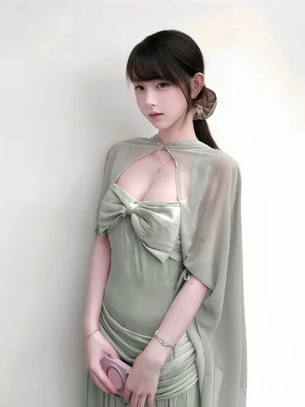 Abito da donna Cecilia verde primaverile fluido senza schienale stile vacanza al mare, vestito halter in stile coreano a vita alta con gonna a trapezio