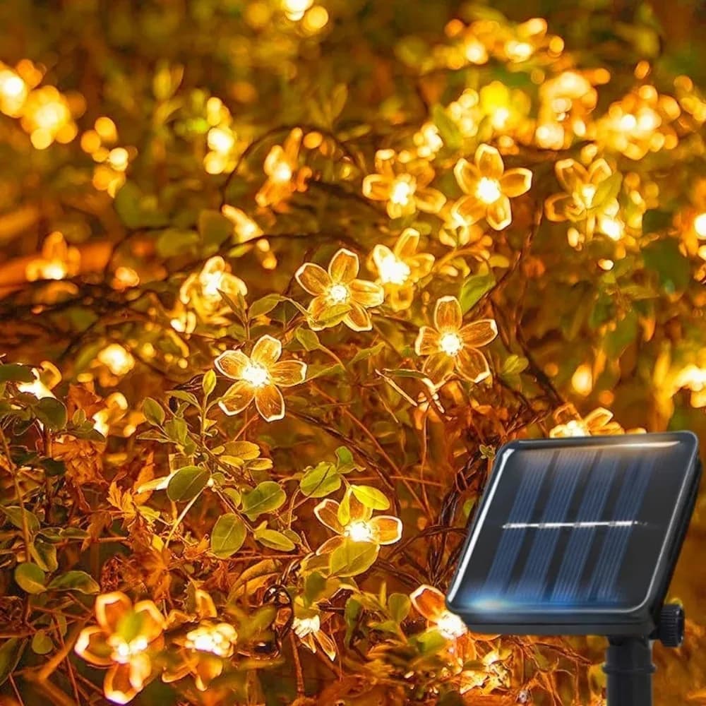 Luci Solari a Forma di Ciliegio per Giardino, Ghirlanda a Batteria, Decorazione Natalizia Impermeabile per Esterni, Prato e Vialetti 2025