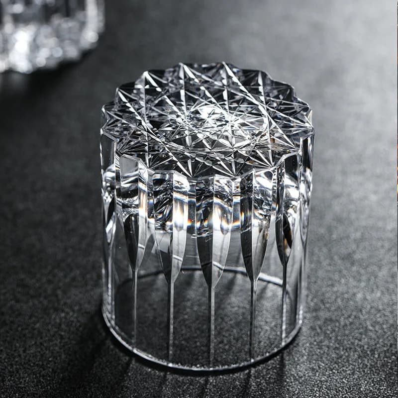 Edo Kiriko di fascia alta Cristallo Asterismo Lowball Highball Bicchiere da whisky Taglio a mano Starburst Figura Whisky Acqua Bevanda Tazza Bicchiere da vino