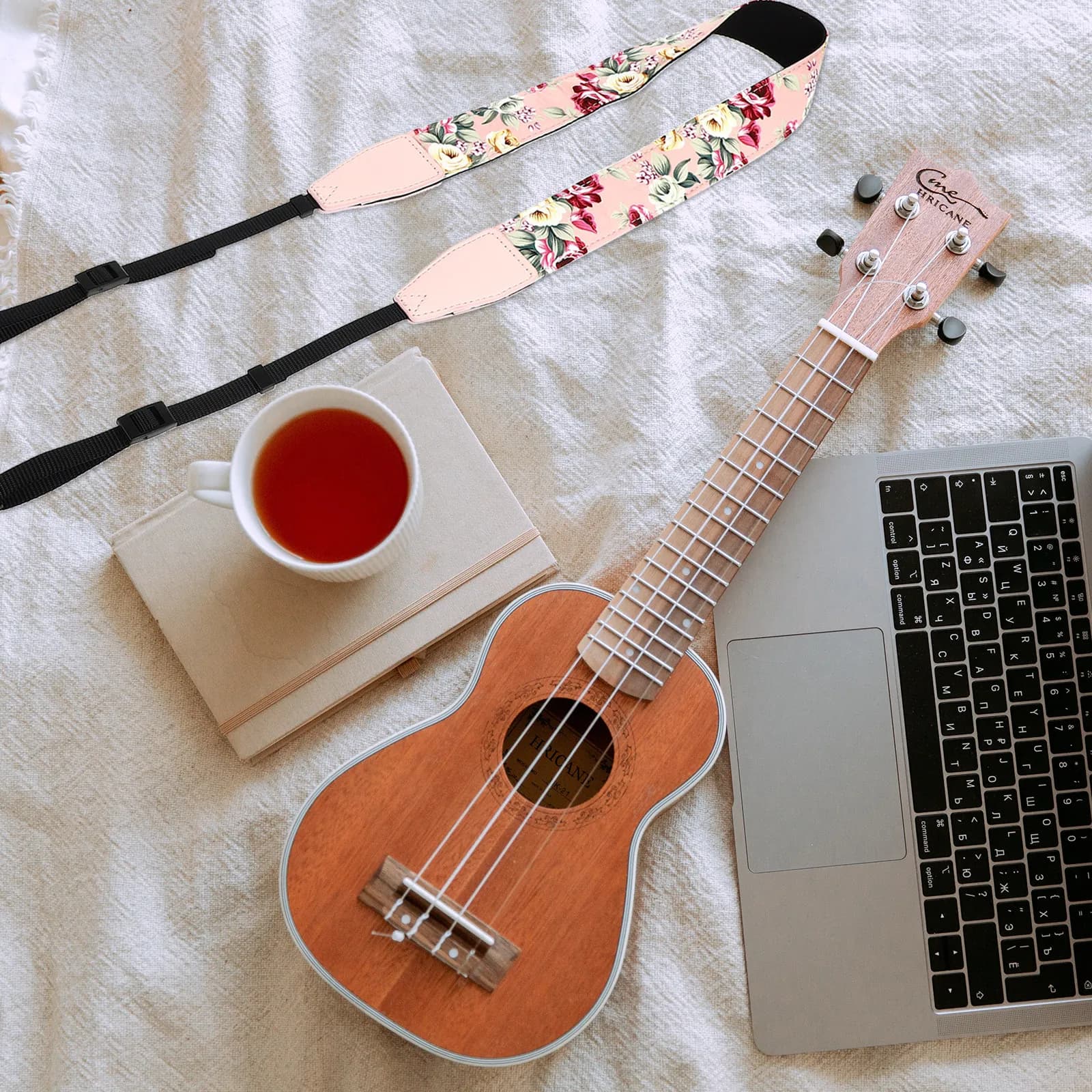 Cinturino per ukulele, cintura regolabile in nylon, accessori per strumenti, fascia da spalla in stile hawaiano per chitarra, leggero e confortevole