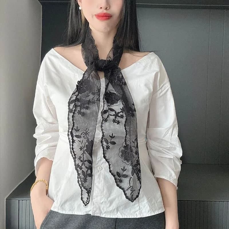 Fazzoletto da collo con gancio ricamato a fiori Sciarpa di seta da donna Estate femminile sottile stile coreano Scialle Abiti di lusso Articolo di vendita caldo