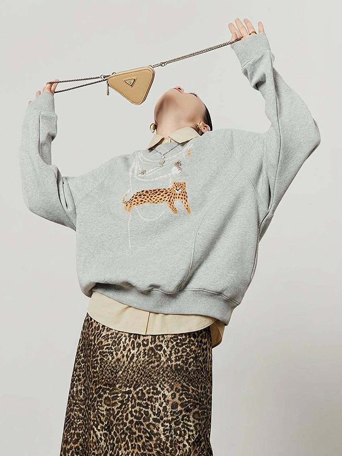 Gray Printed Sweatshirt Women's Spring New Casual Glowing Pearl Leopard Flower Design Cotton Polyester Blend Long Sleeve Hoodie