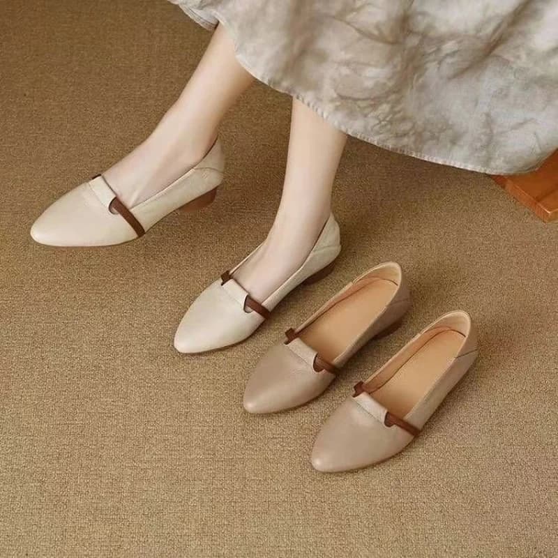 Women's slip-on toe shoes with low heel (less than 3 cm) and square plateau, in PU with rubber sole, comfortable for office and leisure.