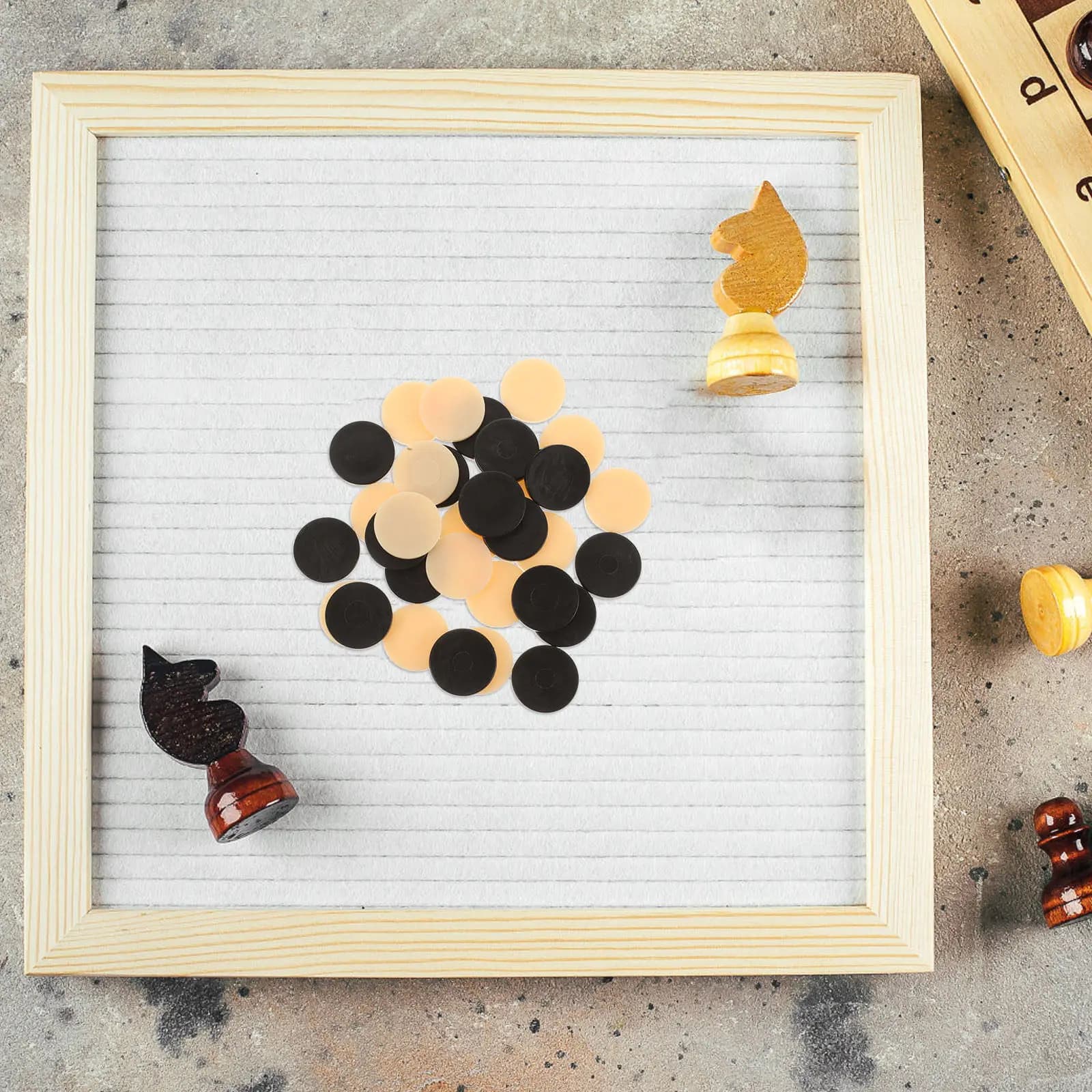 Set di 32 Pezzi in Plastica per Dama, Durevoli e Rotondi, Accessori Portatili per Giochi da Tavolo per un Divertimento Senza Fine