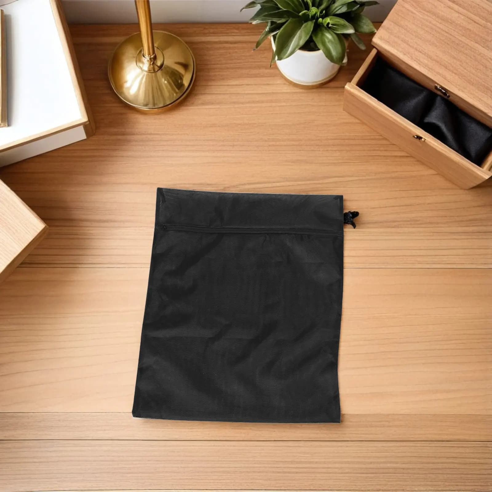Set di 5 Sacchetti per Lavaggio Delicato, in Rete Nera Resistente con Cerniera, per Biancheria Intima, Maglioni, Calzini e Indumenti Delicati