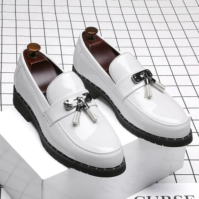 Luxury Brand Low Heeled Bright Colors Loafers Men Shoes Tassel Men Business Officially Leather Shoes Thick Bottom Wedding Shoes