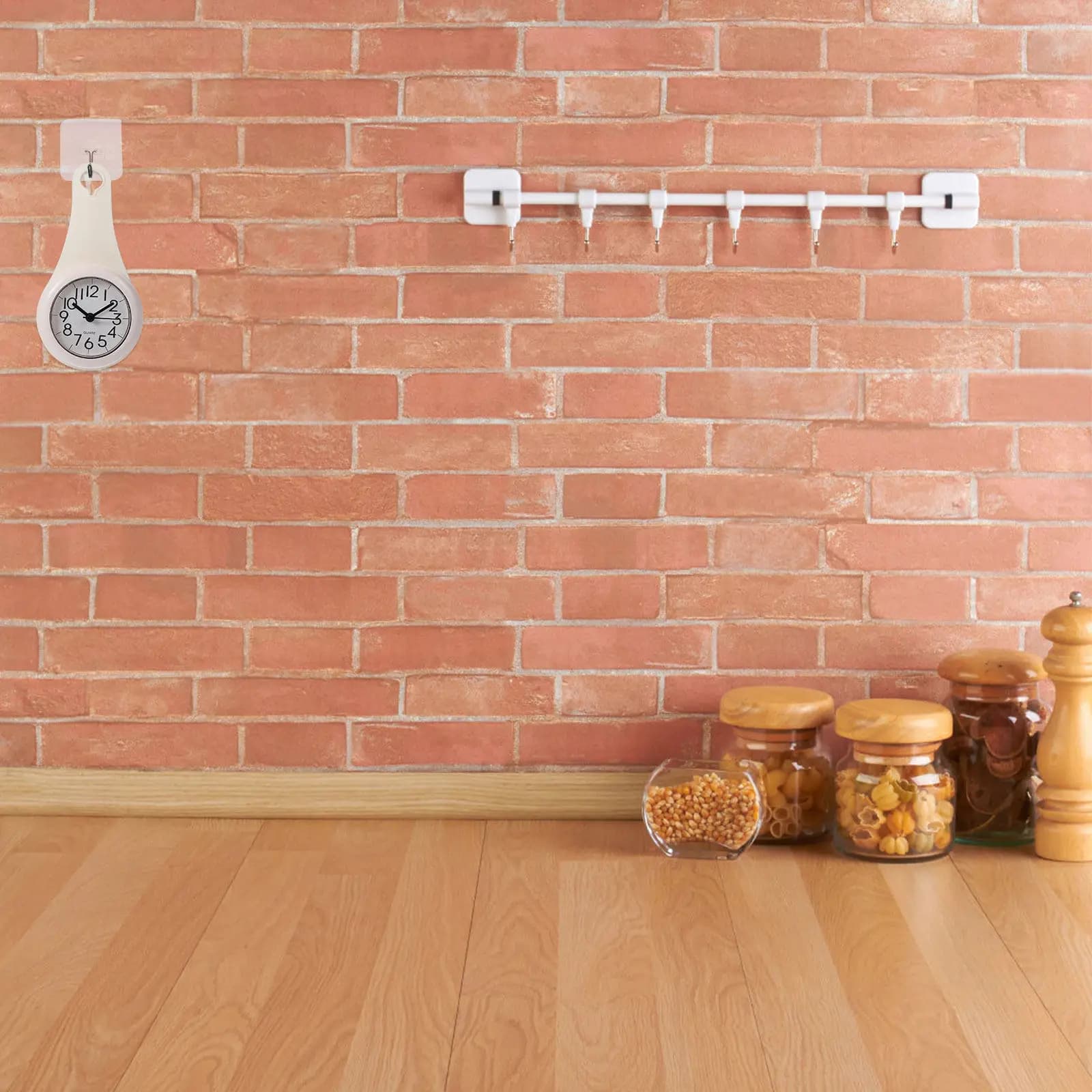 Waterproof Bathroom Wall Clock Silent Mute Suction Cup Hanging Clock for Shower Kitchen Moisture Proof Battery Operated