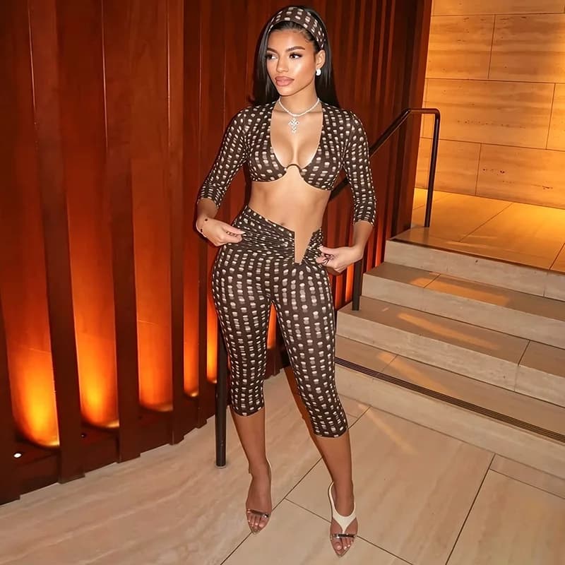 Women Sexy Polka Dots Print 3 Piece Set V Neck Half Sleeve Crop Top + Headband + Ruched High Waist Skinny Calf Length Pants Suit