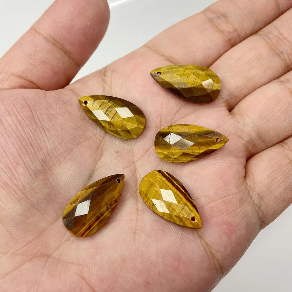 2 pezzi 13 * 25mm lungo pendente a forma di goccia d'acqua pietra naturale occhio di tigre cristallo waterdrop fascino per creazione di gioielli collana orecchino